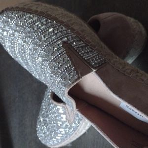 Steve Madden size 8.5 silver mirror seqined top slip on! Only tried on!